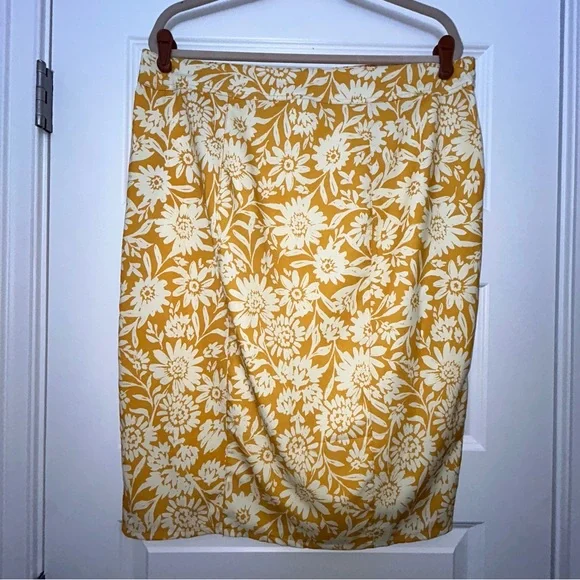 RipSkirt Hawaii Saffron sun Floral Print Full Wrap Length 3 Pencil Skirt - Picture 8 of 8